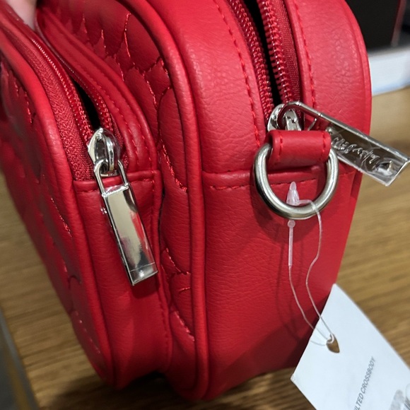 Betsey Johnson Red Heart Crossbody - Picture 8 of 10